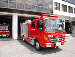 写真：化学消防ポンプ自動車の写真