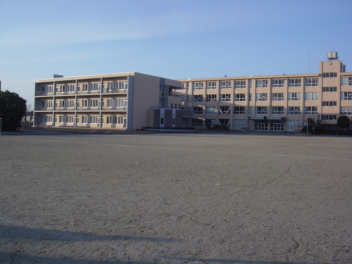 楽田小学校