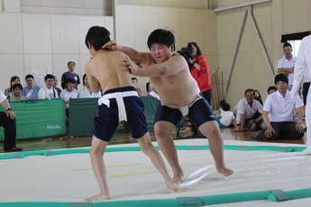 体格も超小学生級、迫力満点の高学年男子の取り組み