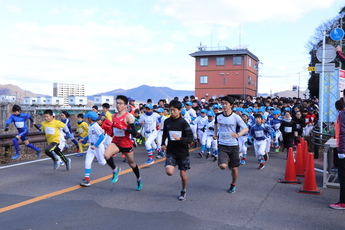 3kmのスタートの様子の写真