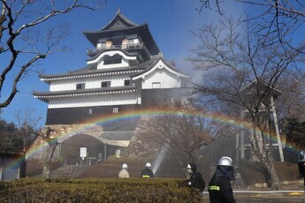 放水訓練時の犬山城