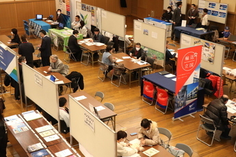 合同企業相談会の様子