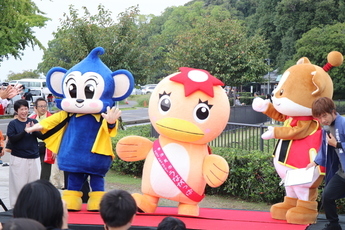 駆けつけてくれたウナガッパとモンパ君