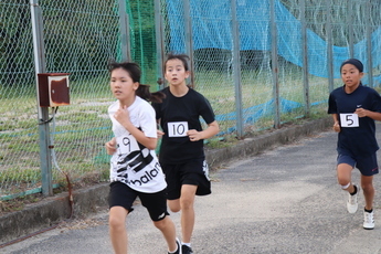 選考会(1000m)の様子