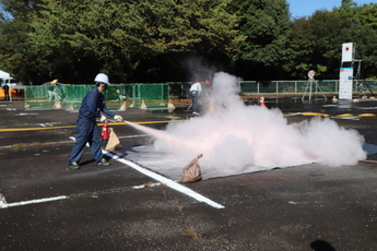 消火器訓練の様子