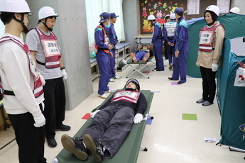 あま市からの参加者が訓練する様子