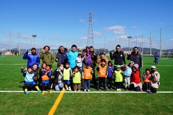 参加者たちで記念撮影