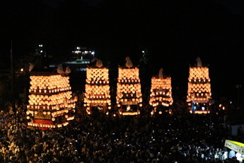 夜車山の様子