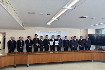 高規格道路「名濃道路」の早期実現に向けた調査・検討の推進の要望の様子